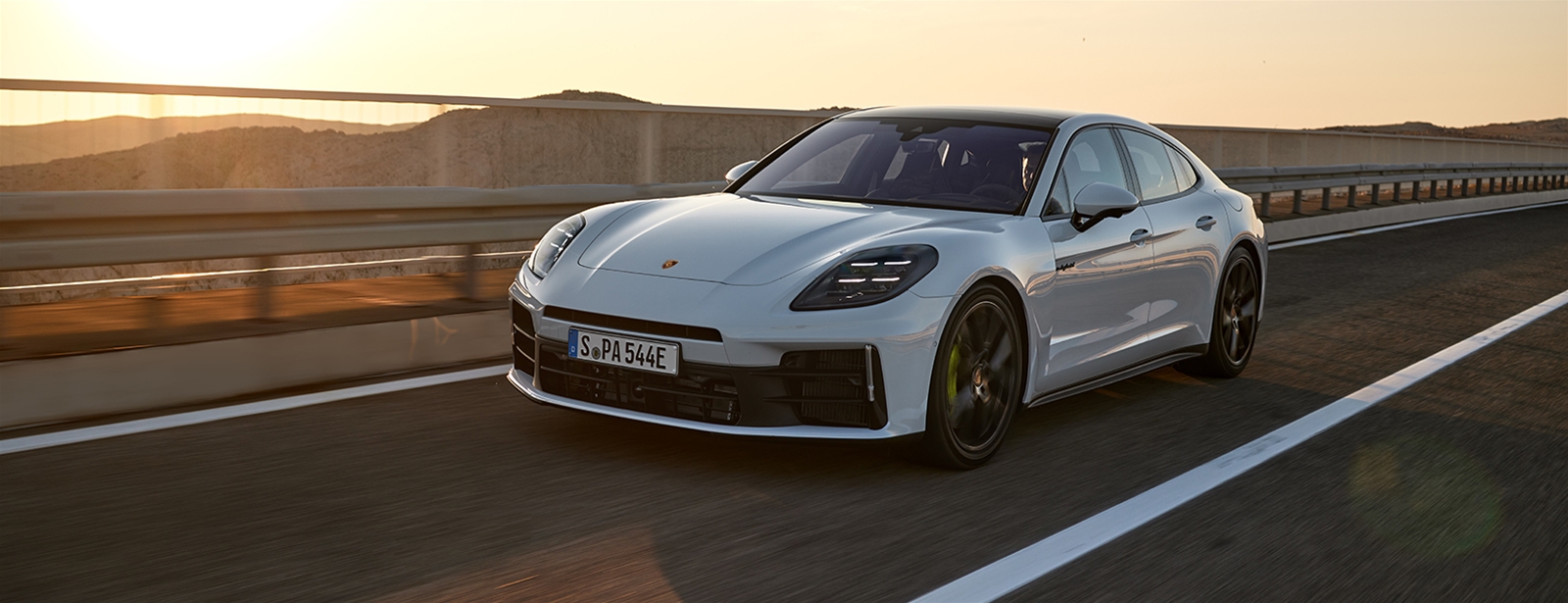 Twee nieuwe hybridevarianten. - Van de Porsche Panamera.